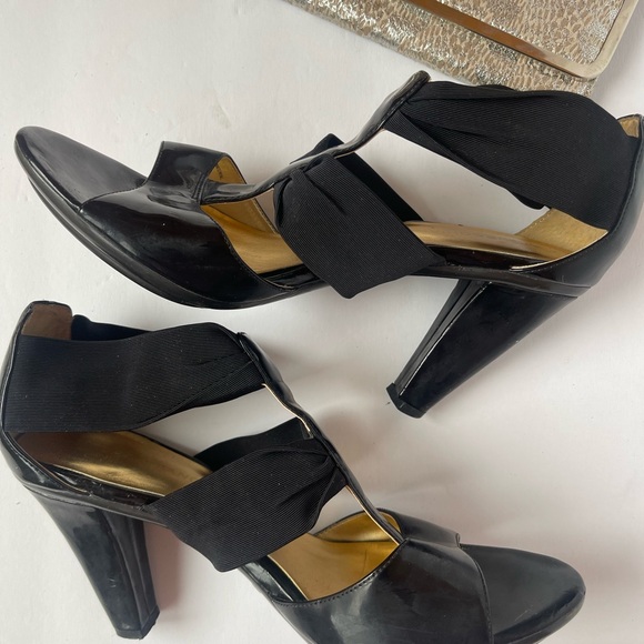 Arturochiang Black Patent/Fabric Gladiator Heels Size 8M  3 1/2” Heels - Picture 2 of 9